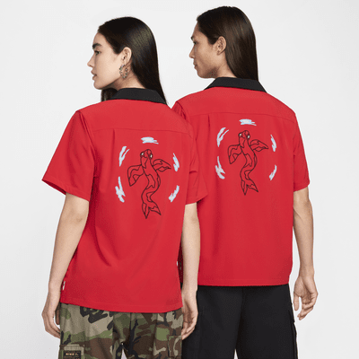 新品　NIKE SB ショートスリーブ ボウリングシャツ　レッド　鯉　L 新品 NIKE SB ショートスリーブ ボウリングシャツ レッド 鯉 L - メルカリ